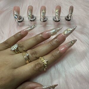 Elegant Nude and Gold Press-On Nails